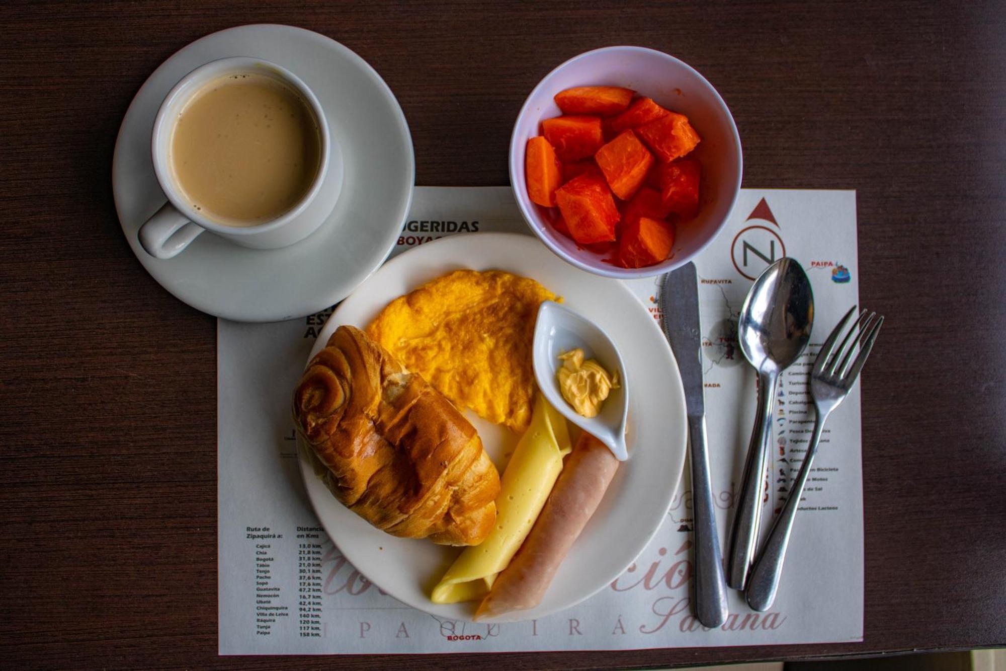 Hotel Estacion Sabana Zipaquirá Екстериор снимка